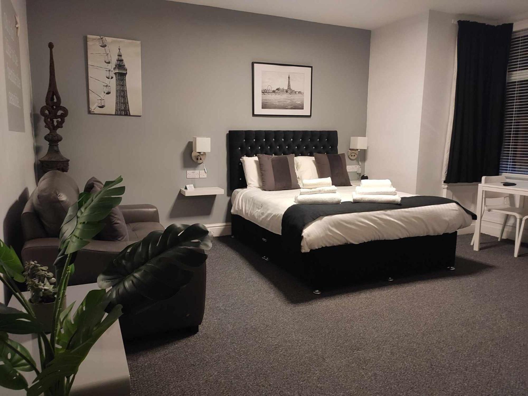 Q - Accommodation Blackpool Eksteriør bilde
